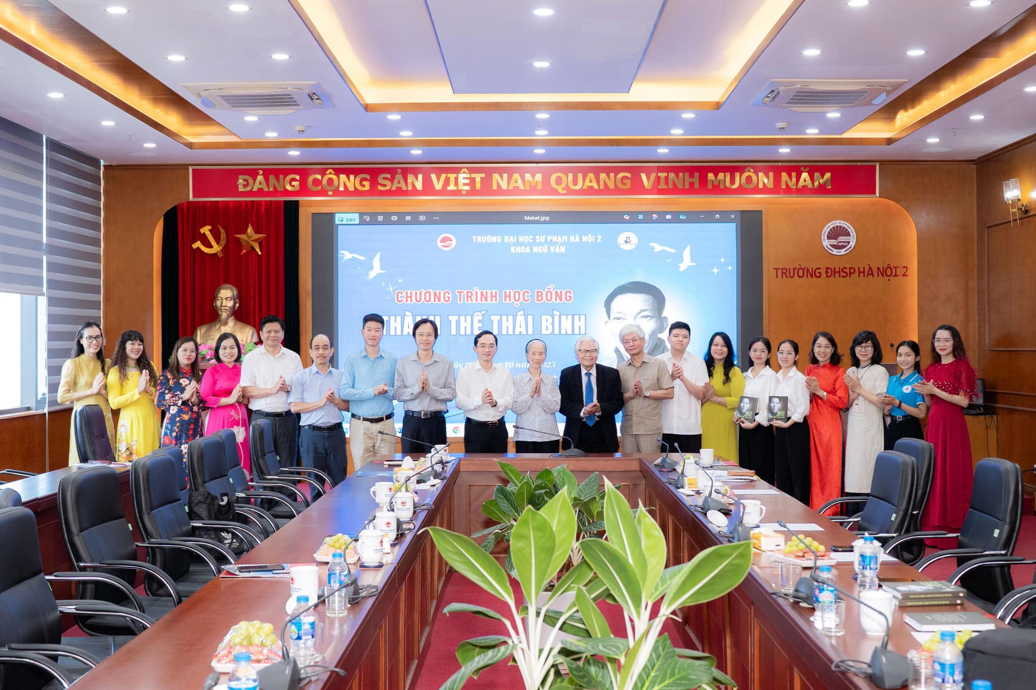 RA MẮT CHƯƠNG TRÌNH HỌC BỔNG THÀNH THẾ THÁI BÌNH